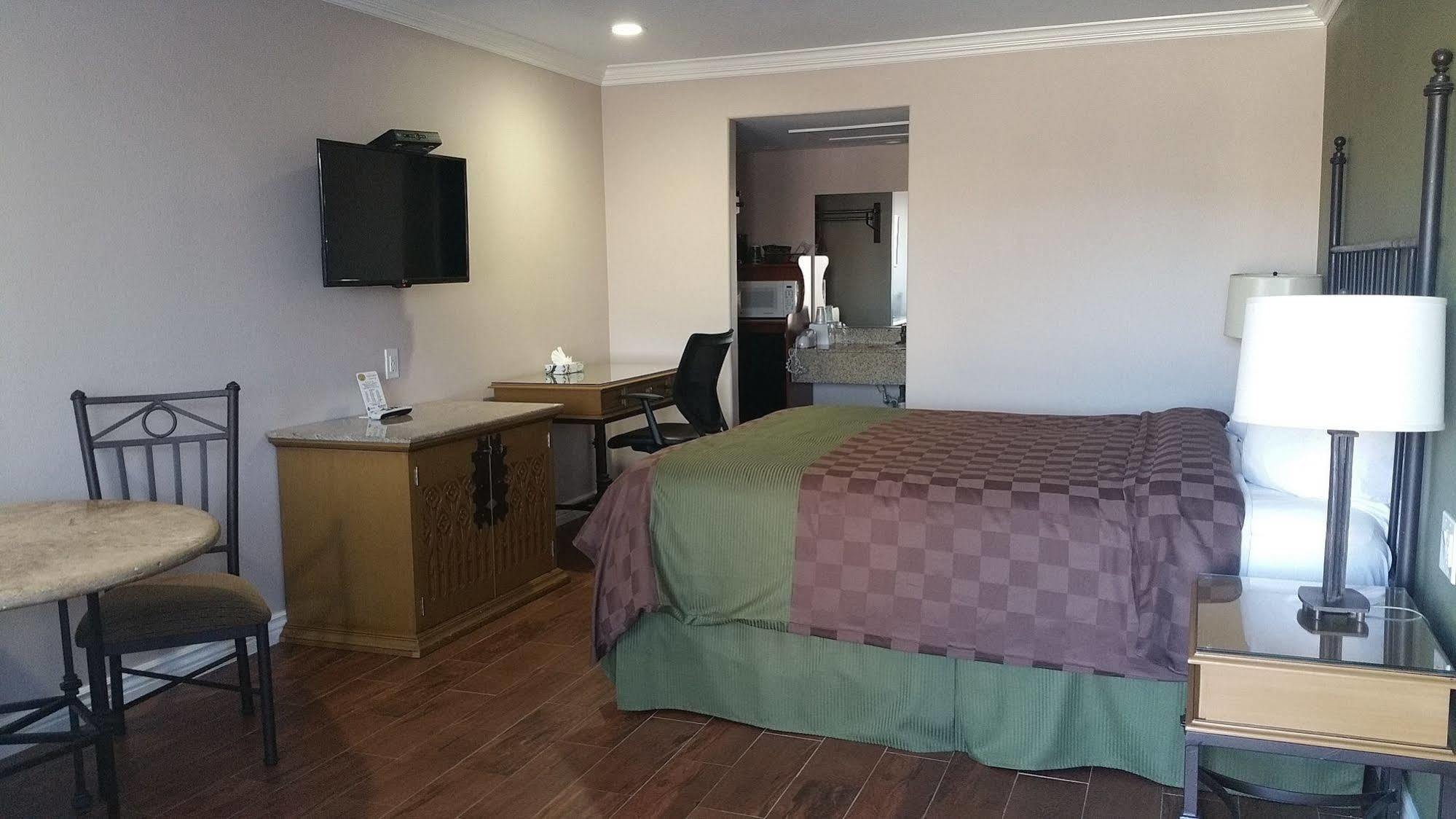 كوتنوود Verde Valley Inn المظهر الخارجي الصورة